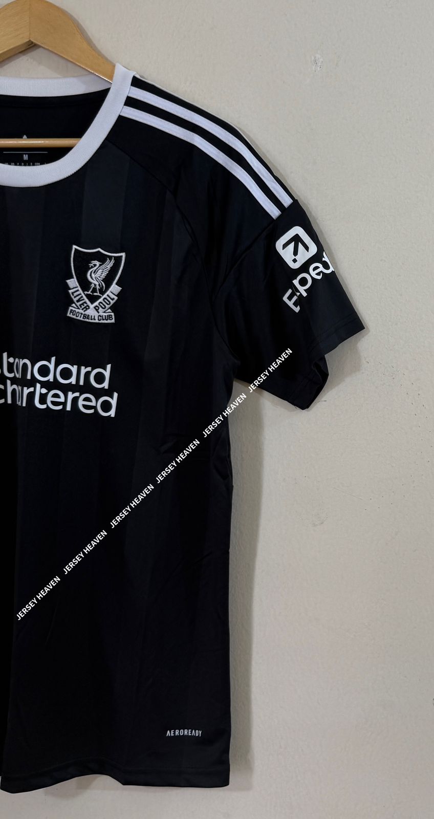 Liverpool 25/27 Goalkeeper Black Kit - Player Edition - Image 3